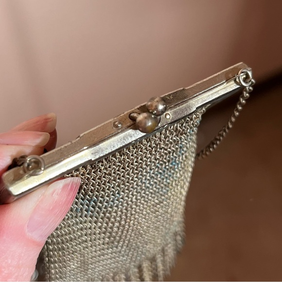 Whiting & Davis Antique Silver Mesh Art Deco Victorian Mini Bag - Picture 6 of 17